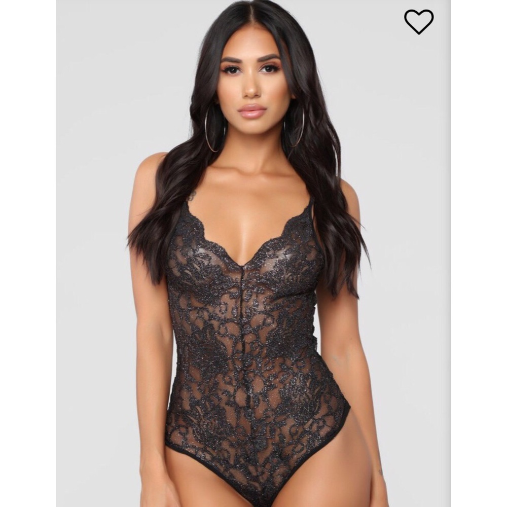 🔥 Black Lace Fashion Nova Bodysuit 🔥